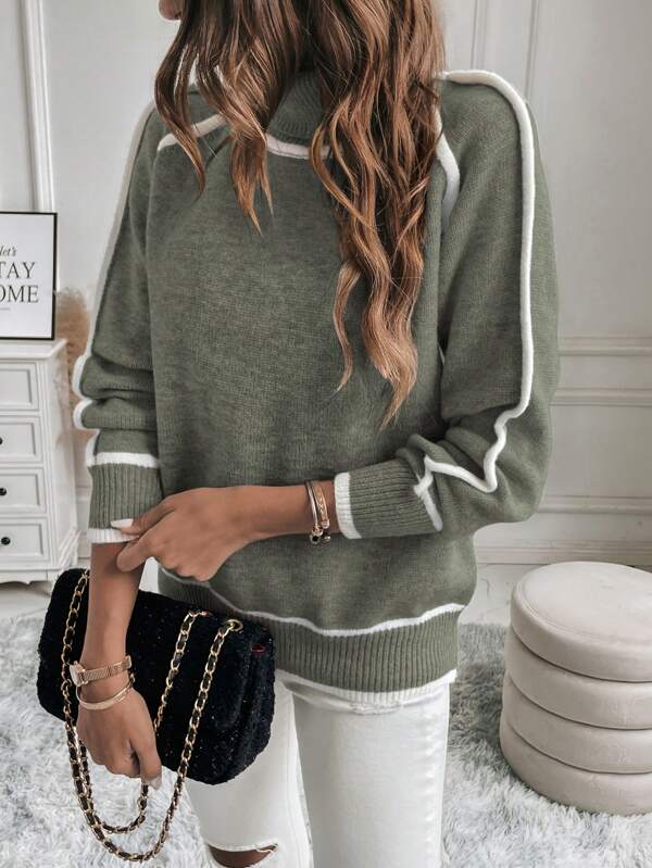Ivanie - Chic Turtleneck Pullover