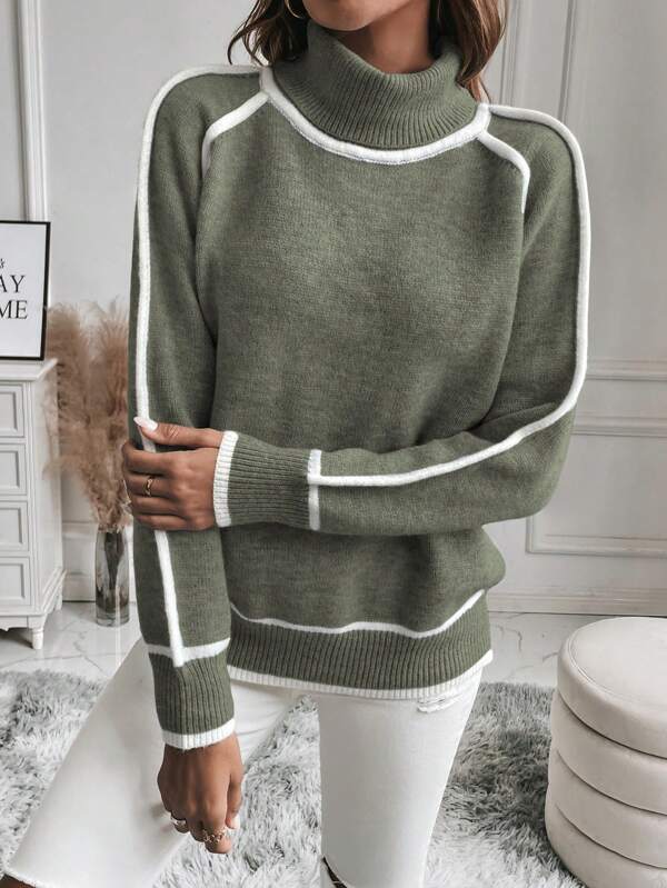 Ivanie - Chic Turtleneck Pullover