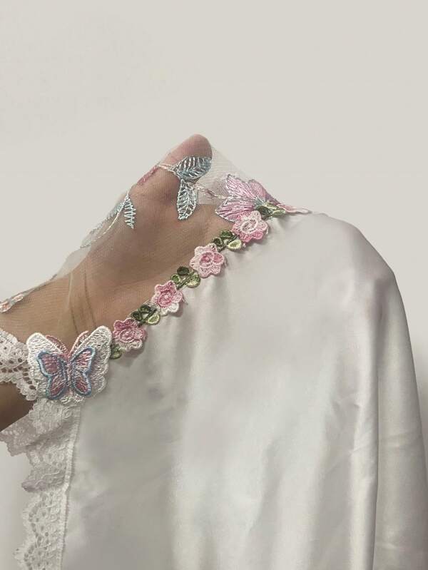 Ezra - Embroidered Satin Slip