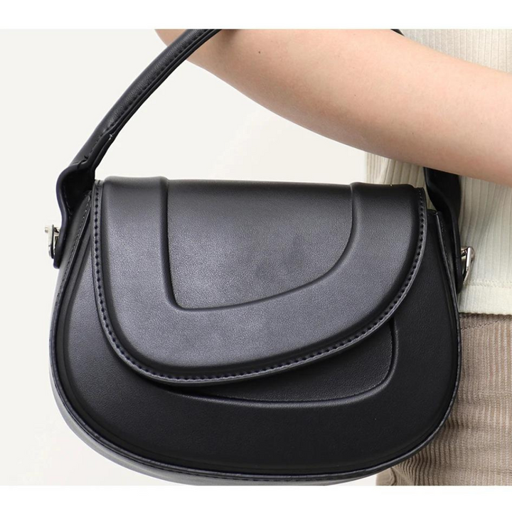 Stylish Minimalist Designer Saddle Bags
