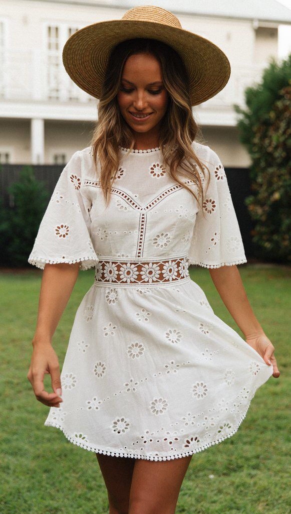 Fleur - Backless Bell-Sleeve Dress