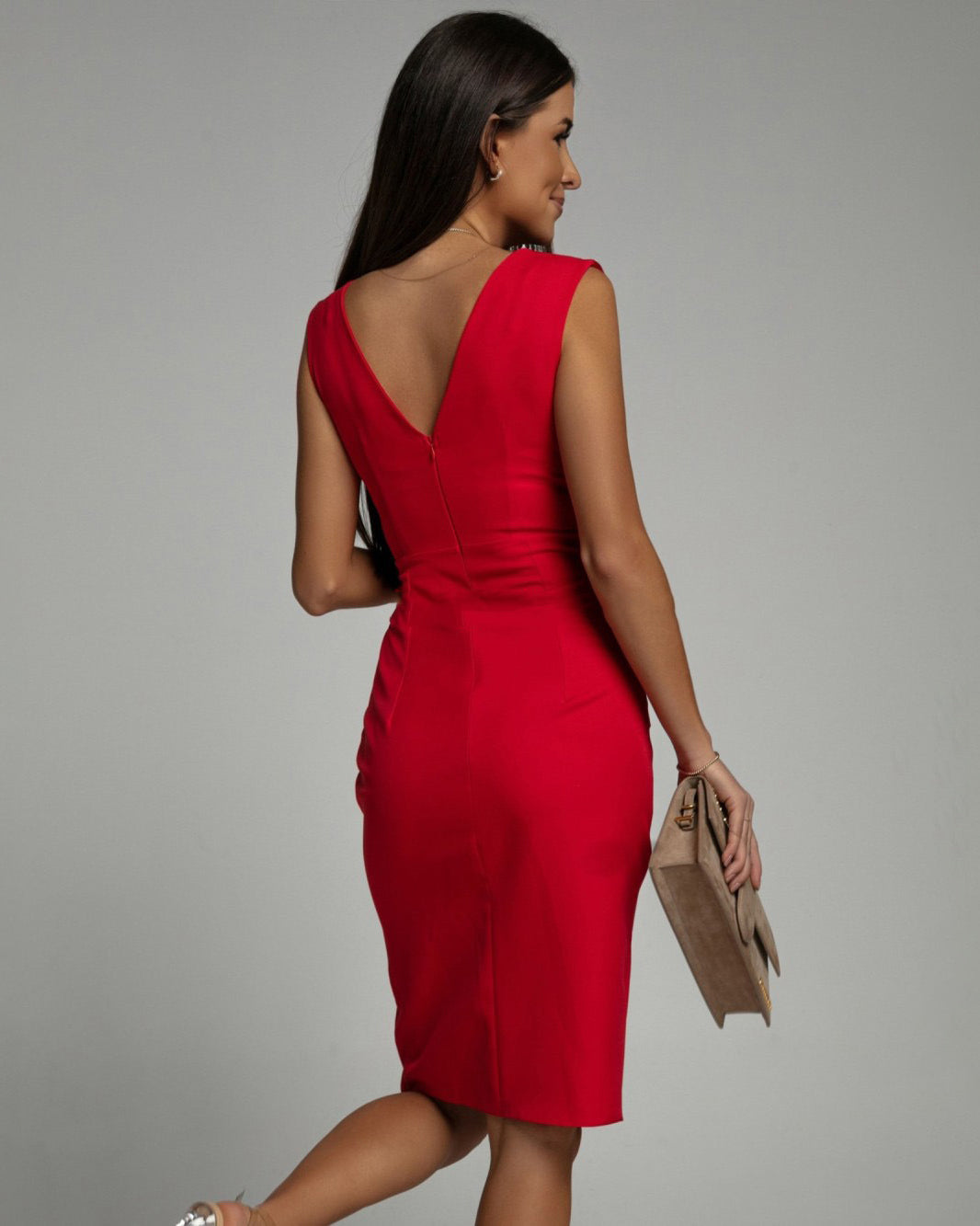 Nadinee - V-Neck Dress With Slit