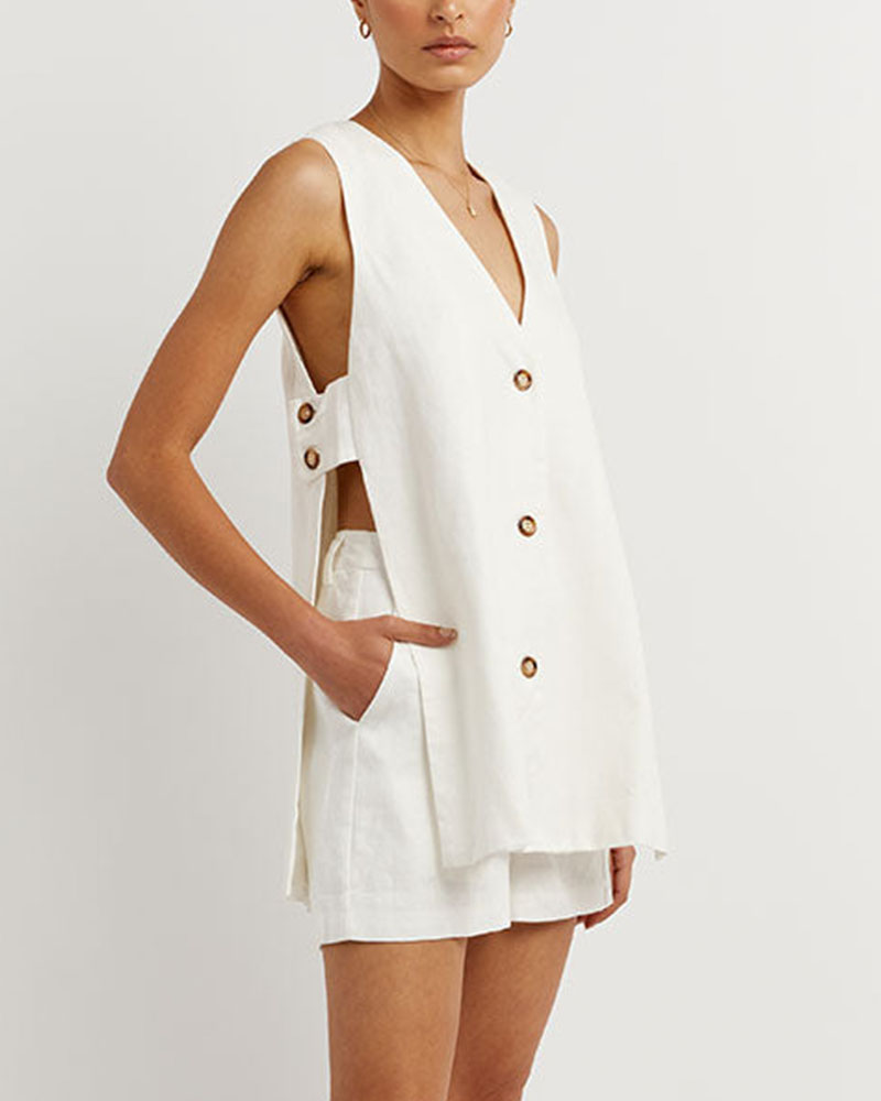 Fiona - Sleeveless Buttoned Set