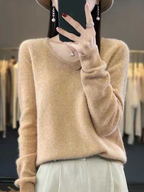 Janelle - Classic Relaxed Sweater