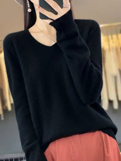 Janelle - Classic Relaxed Sweater
