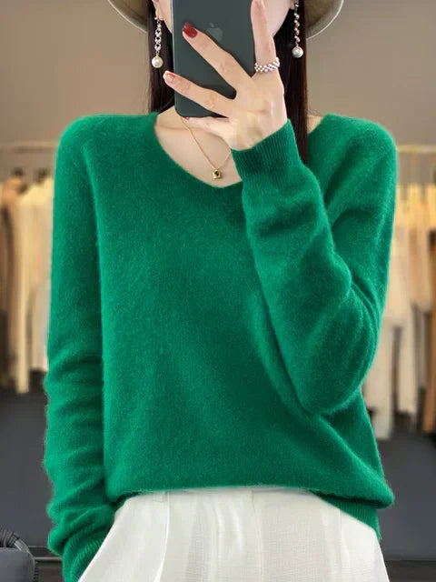 Janelle - Classic Relaxed Sweater