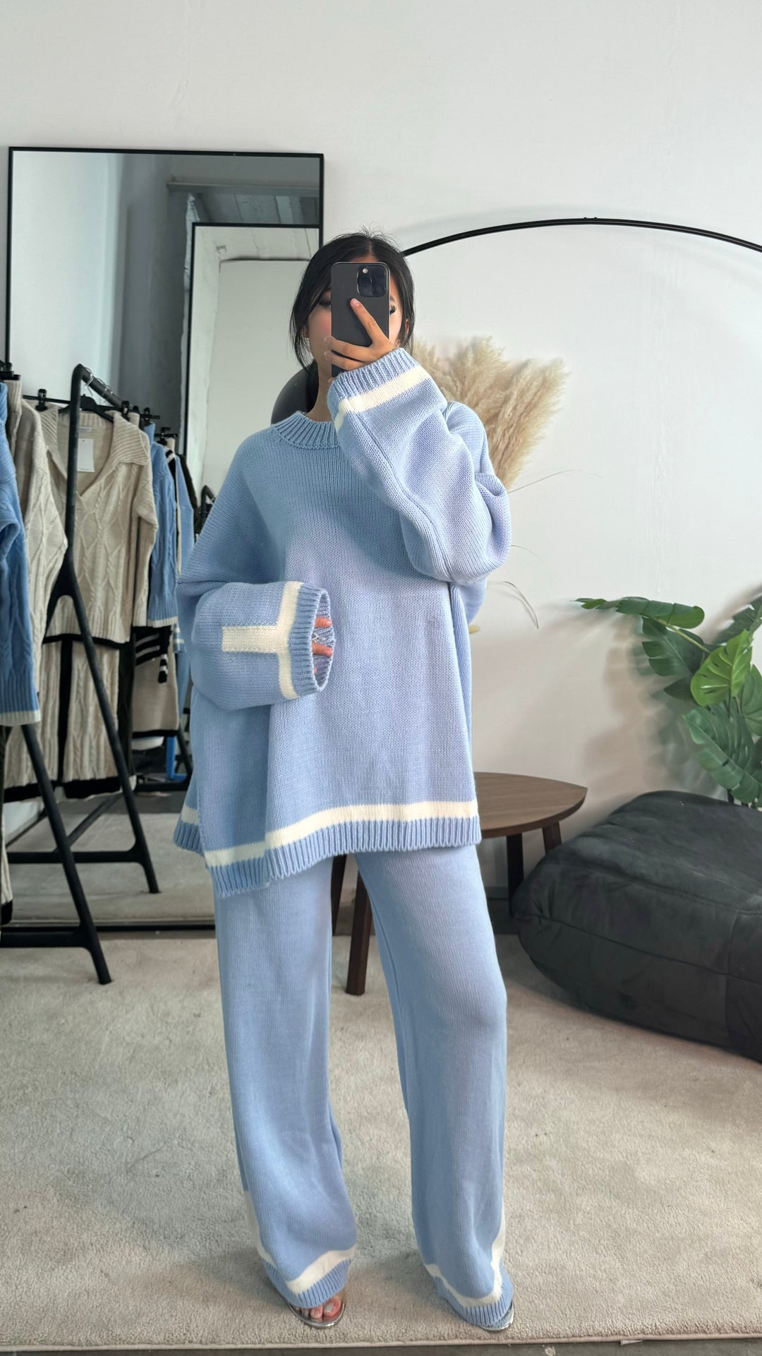 Noimie - Contrast Hem Lounge Set