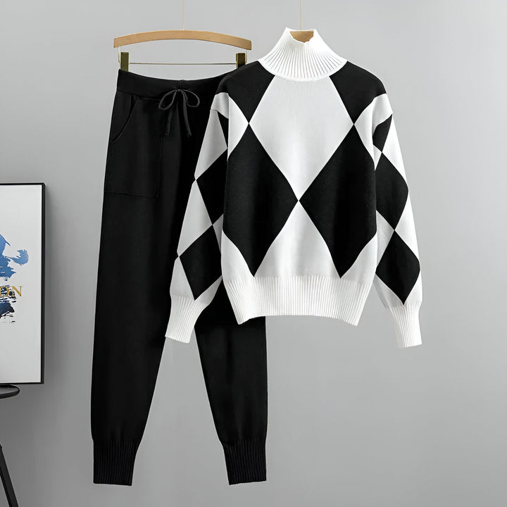 Aina - Warm Turtleneck Set