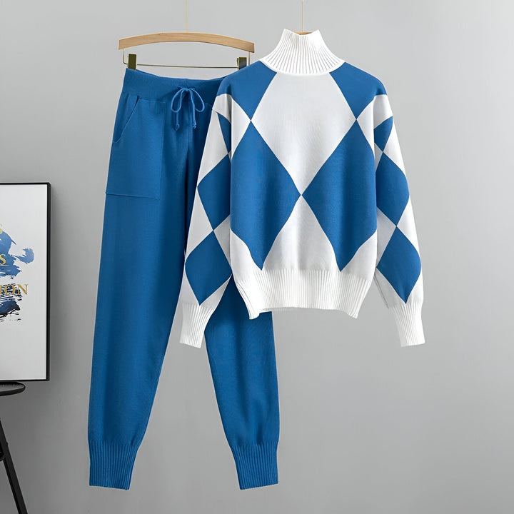 Aina - Warm Turtleneck Set