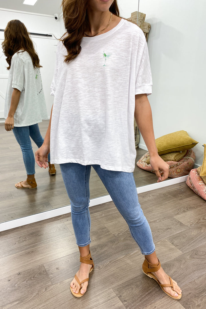 Tee