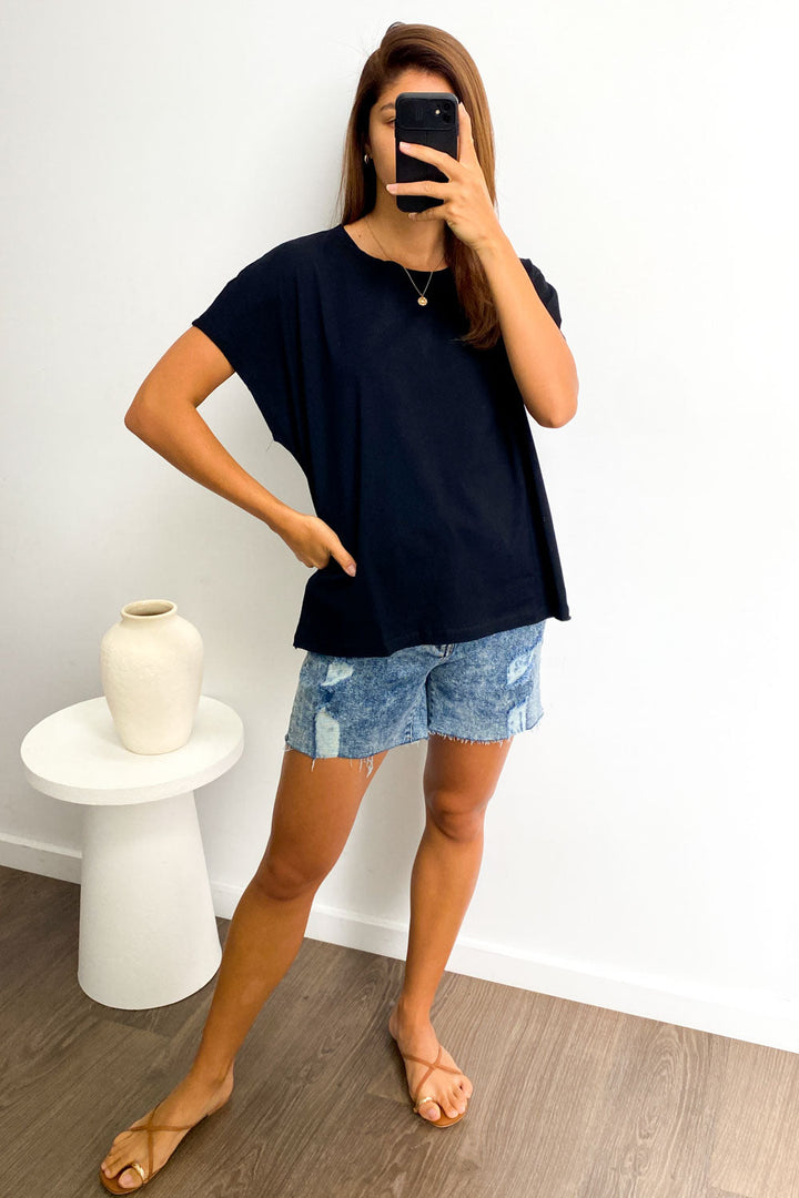 Tee