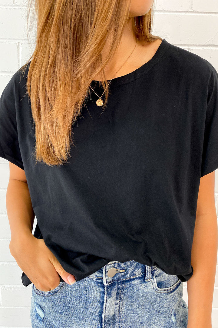 Tee