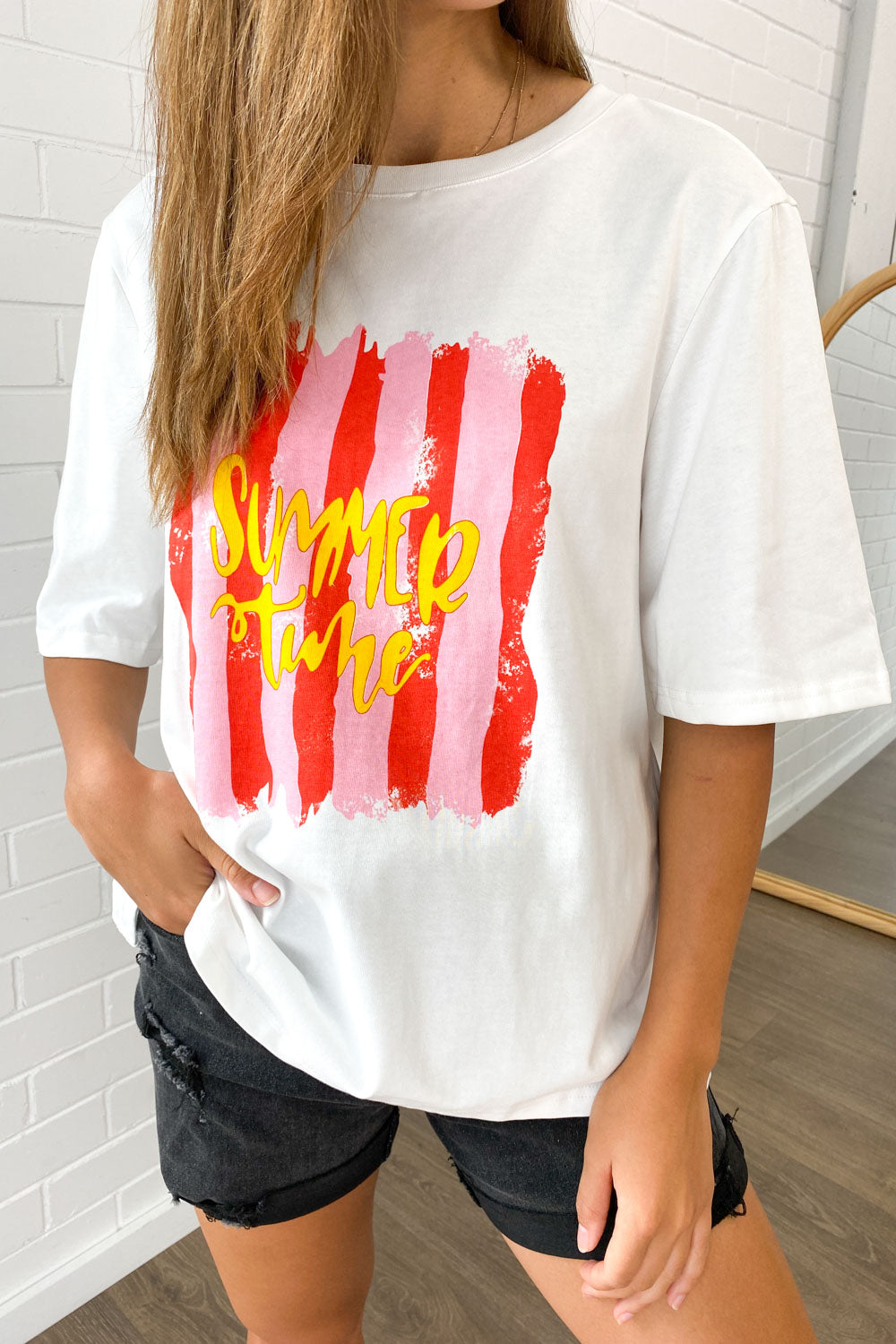 Tee