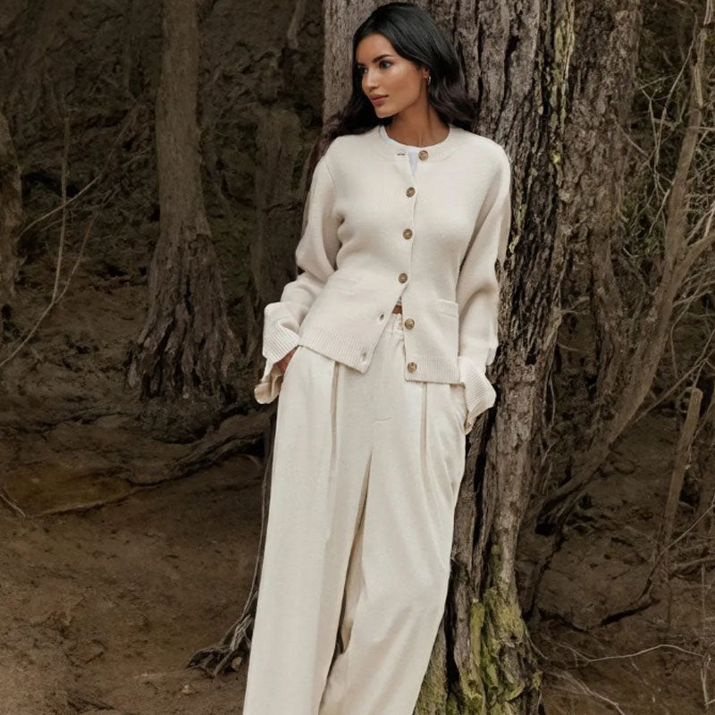 Fanilla - Classic Buttoned Cardigan