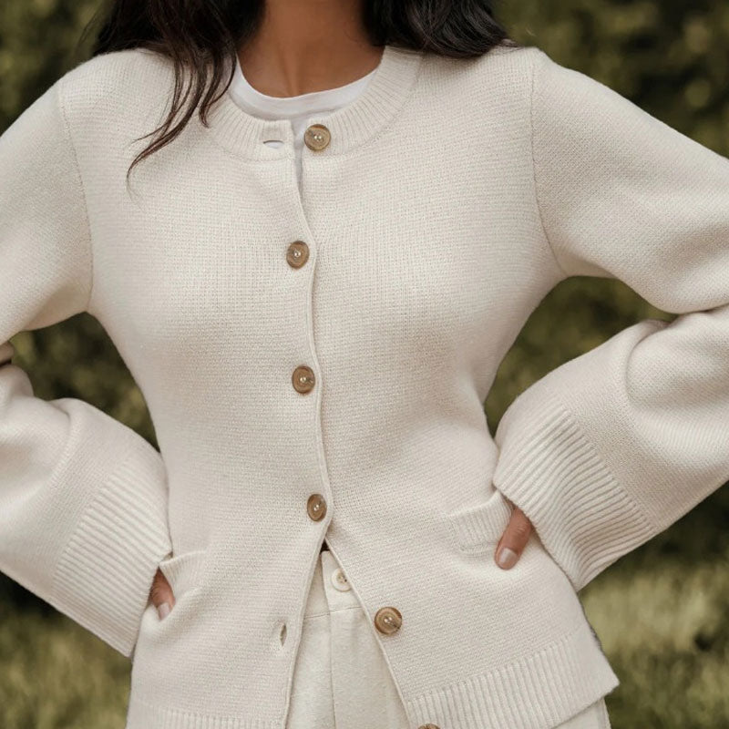Fanilla - Classic Buttoned Cardigan
