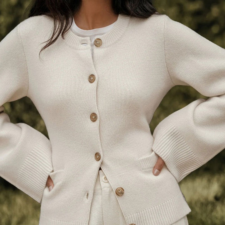 Fanilla - Classic Buttoned Cardigan