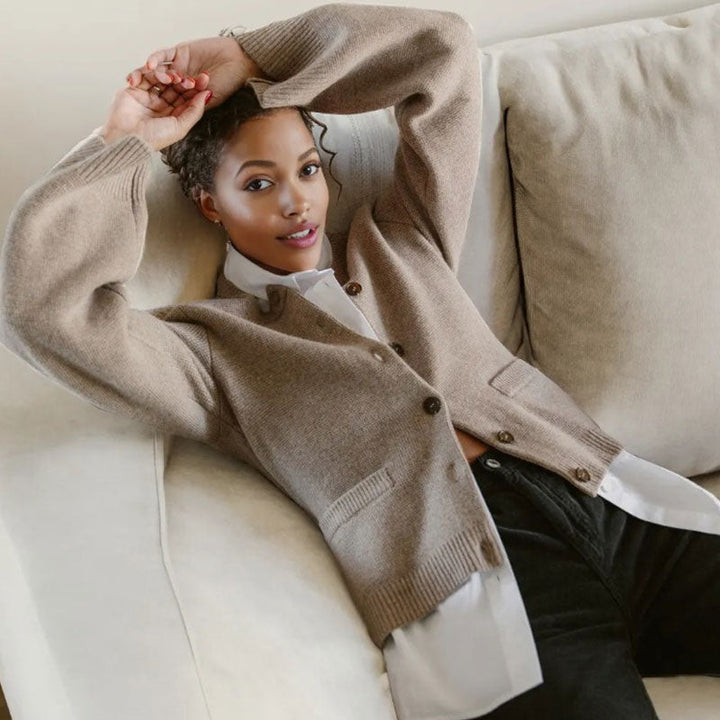 Fanilla - Classic Buttoned Cardigan